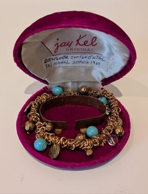 Vintage Jay Kel Taj Mahal Turquoise and Gold Costume Charm Bracelet
